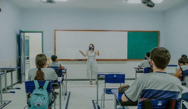 Vila Velha: aulas na rede municipal serão 100% presenciais