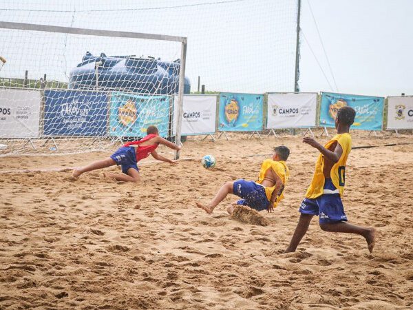 Arena Verão: Jogo das Estrelas do Futebol de Areia acontece neste domingo (6)
