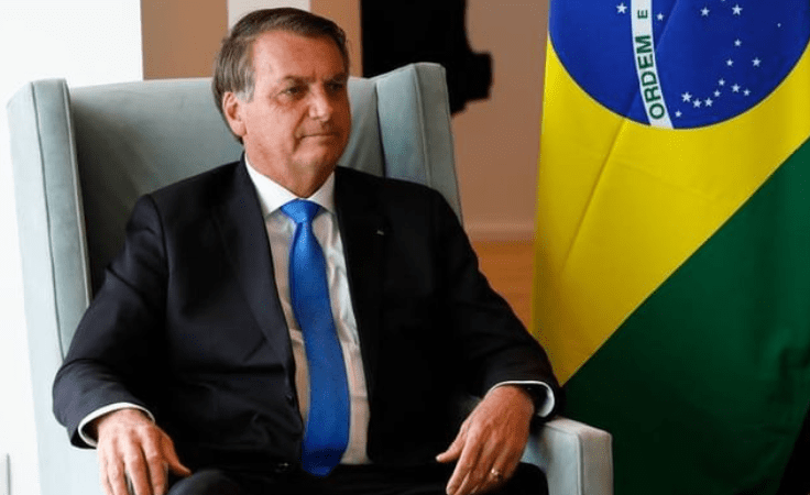 Bolsonaro sugere tomar banho frio e evitar elevador para economizar energia