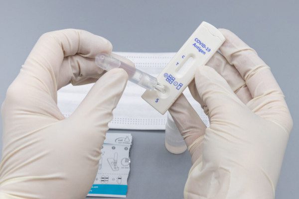 Testes e vacinas sem agendamento contra a Covid-19 nas 18 unidades de saúde de Viana