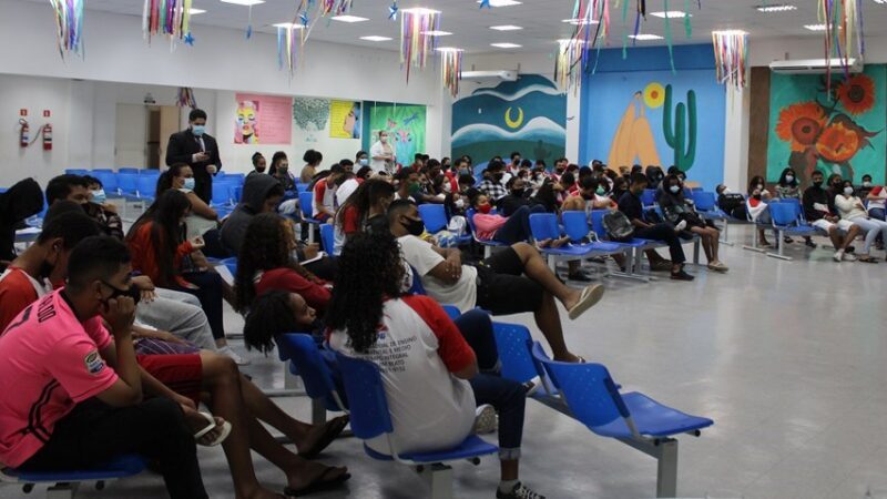 Serra promove palestra em escola sobre combate ao bullying