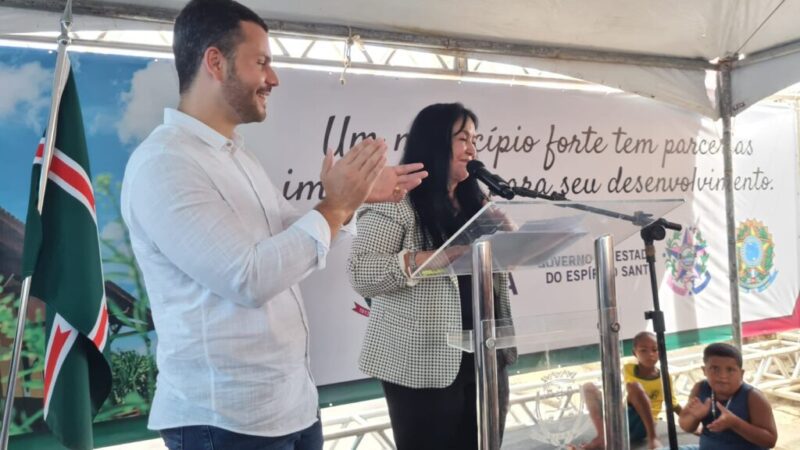 “Vocês merecem uma cidade melhor”, afirma Senadora Rose de Freitas em inauguração da primeira UBS 100% informatizada de Viana