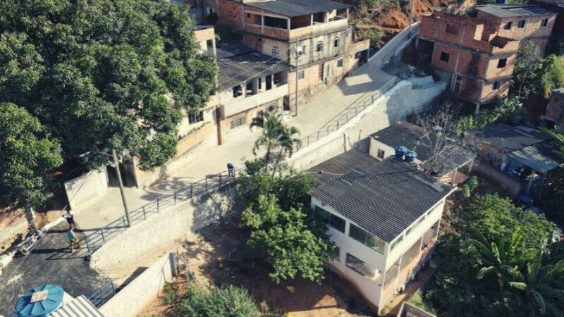​Mais de 30 famílias são beneficiadas com contenção de encosta em Vila Velha