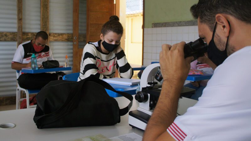 Projeto de Lei prevê parcerias para melhorar ensino