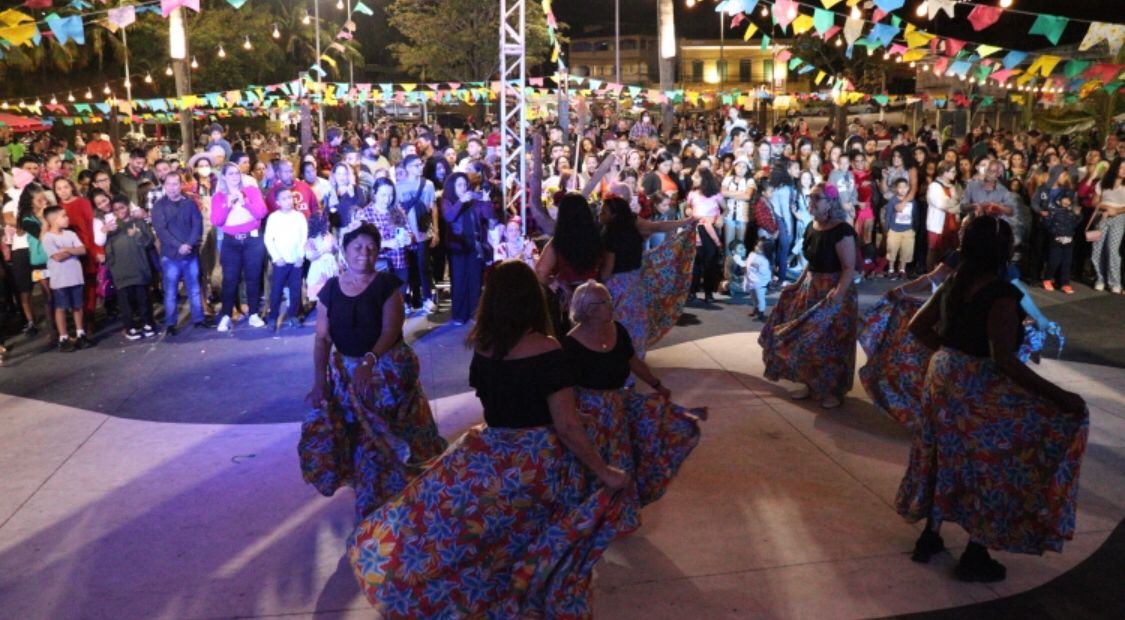Festival Vianense de Arraiás reúne músicas e comidas típicas