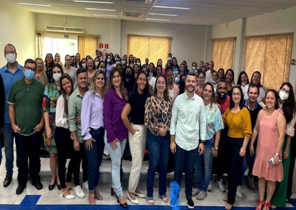 Município de Viana realiza treinamento para novas gerentes e recepcionistas da saúde