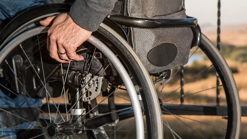 Projeto de Lei  cria oficina para reparos em cadeiras de rodas