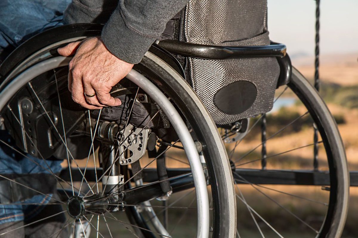Projeto de Lei  cria oficina para reparos em cadeiras de rodas
