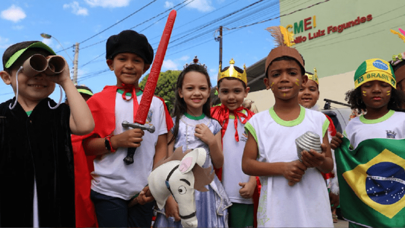 Escolas de Cariacica homenageiam bicentenário da Independência do Brasil
