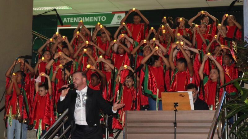 Prefeitura de Viana convida servidores e moradores de Viana para compor coro de Natal