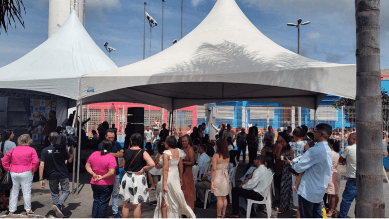 Serviços de cidadania e casamento comunitário marcaram ação social em Cariacica-Sede