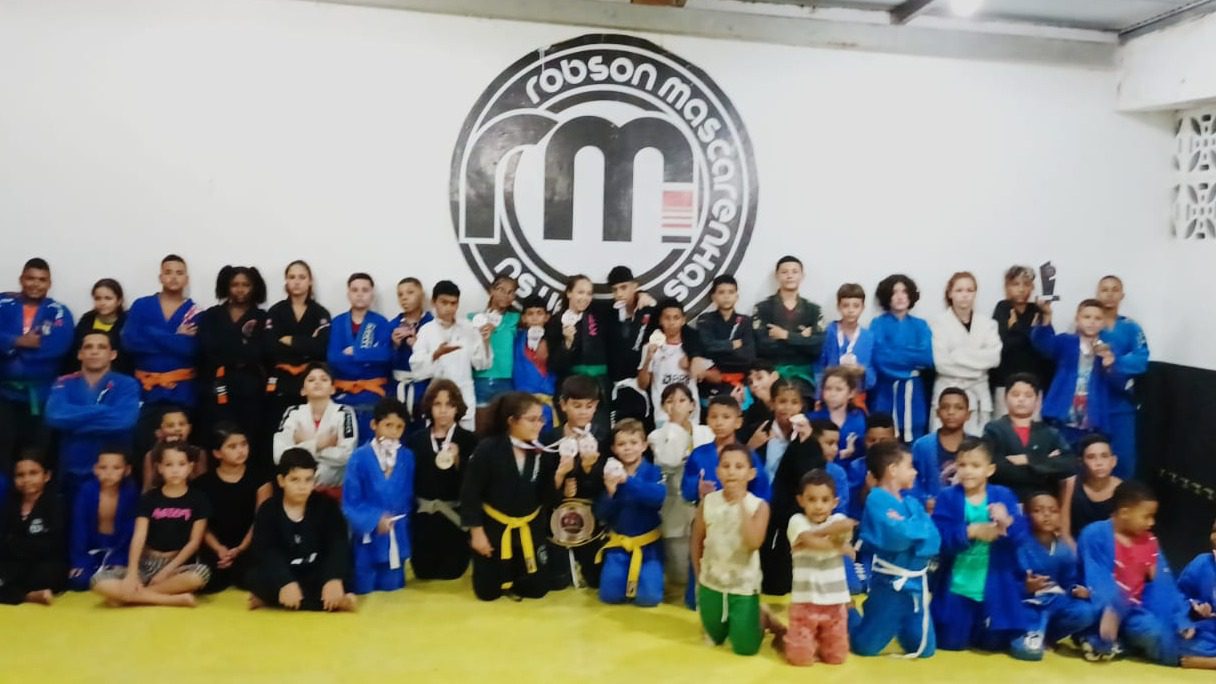 Equipe vianense de Jiu-Jitsu conquistou 18 medalhas no campeonato estadual