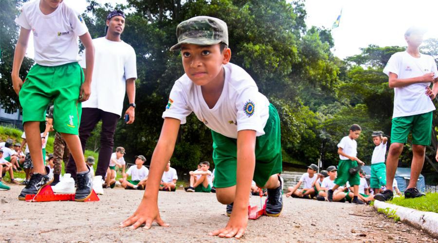 Programa Forças no Esporte beneficiará 400 alunos da rede de Vila Velha