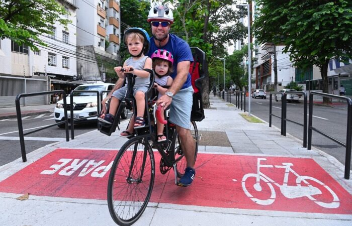 Vitória inaugura nova ciclovia da Avenida Rio Branco