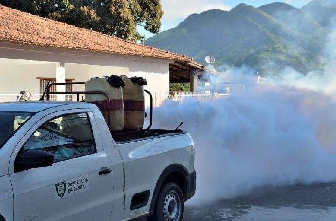 Carro fumacê circula por 48 comunidades da Serra até sexta-feira (31)