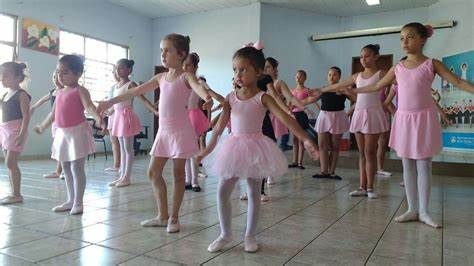 Secretaria de Esporte e Lazer de Cariacica oferece aulas de judô e balé de graça para crianças