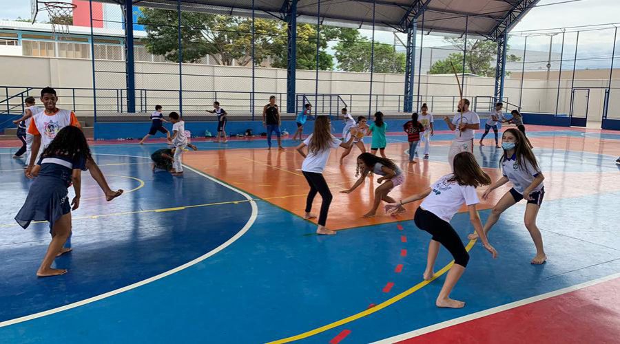 Projeto de Vila Velha leva capoeira para mais de 150 alunos em Terra Vermelha