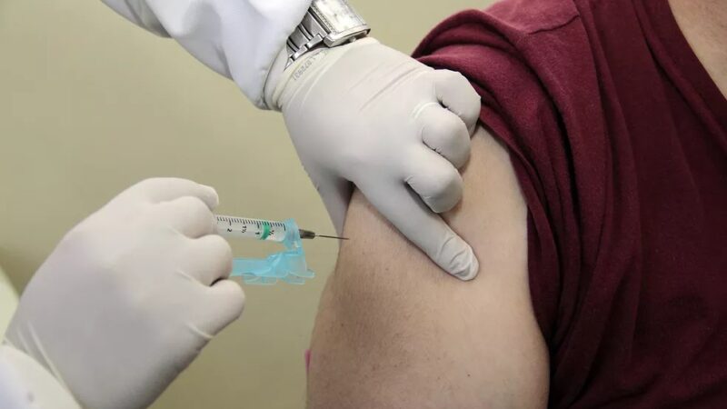 Cariacica tem 83,78% de cobertura vacinal contra a hepatite no mês de luta contra a doença