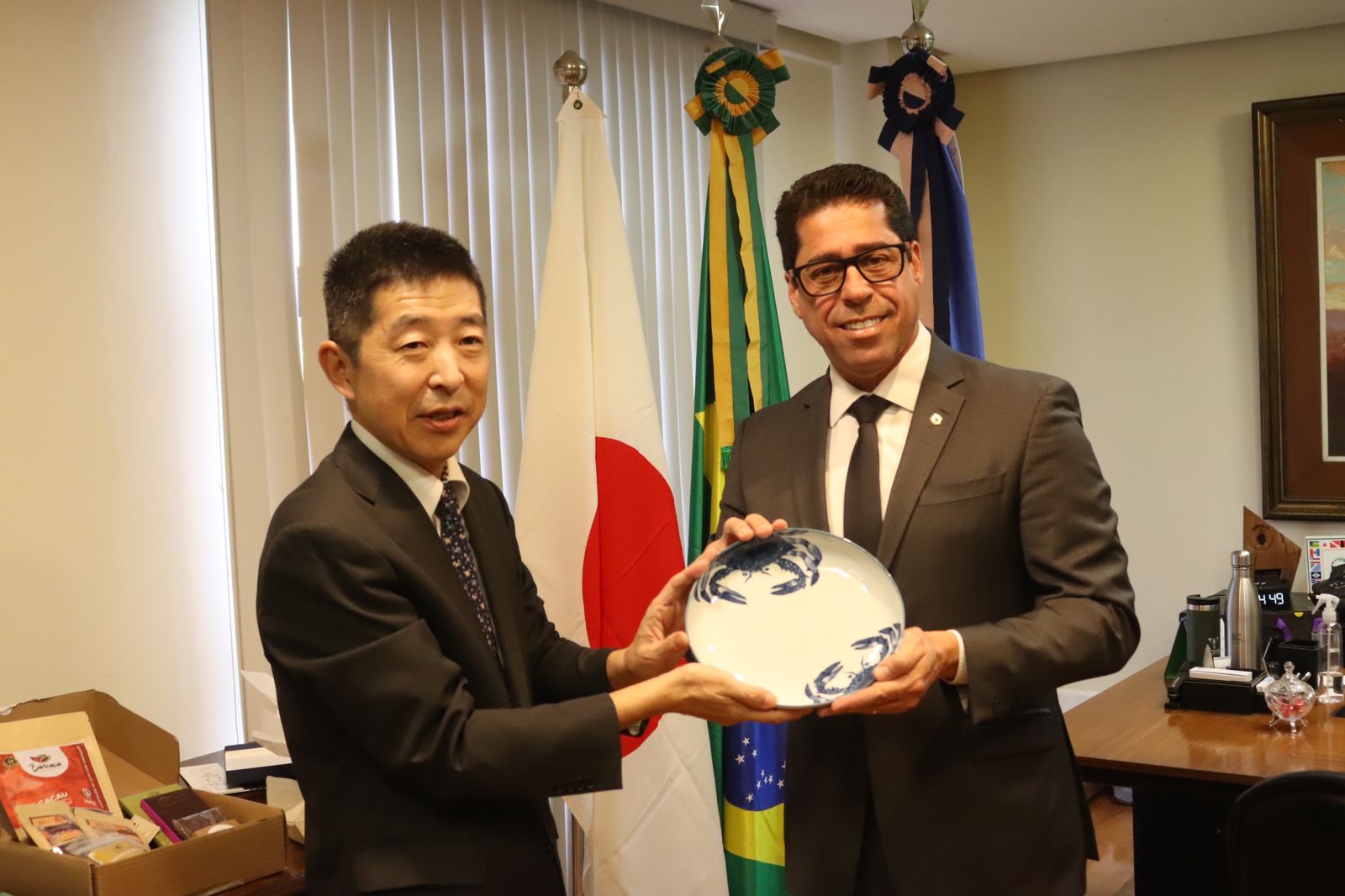 Cônsul Geral do Japão e Cônsul Cultural buscam fortalecer laços diplomáticos em visita à Assembleia Legislativa do ES