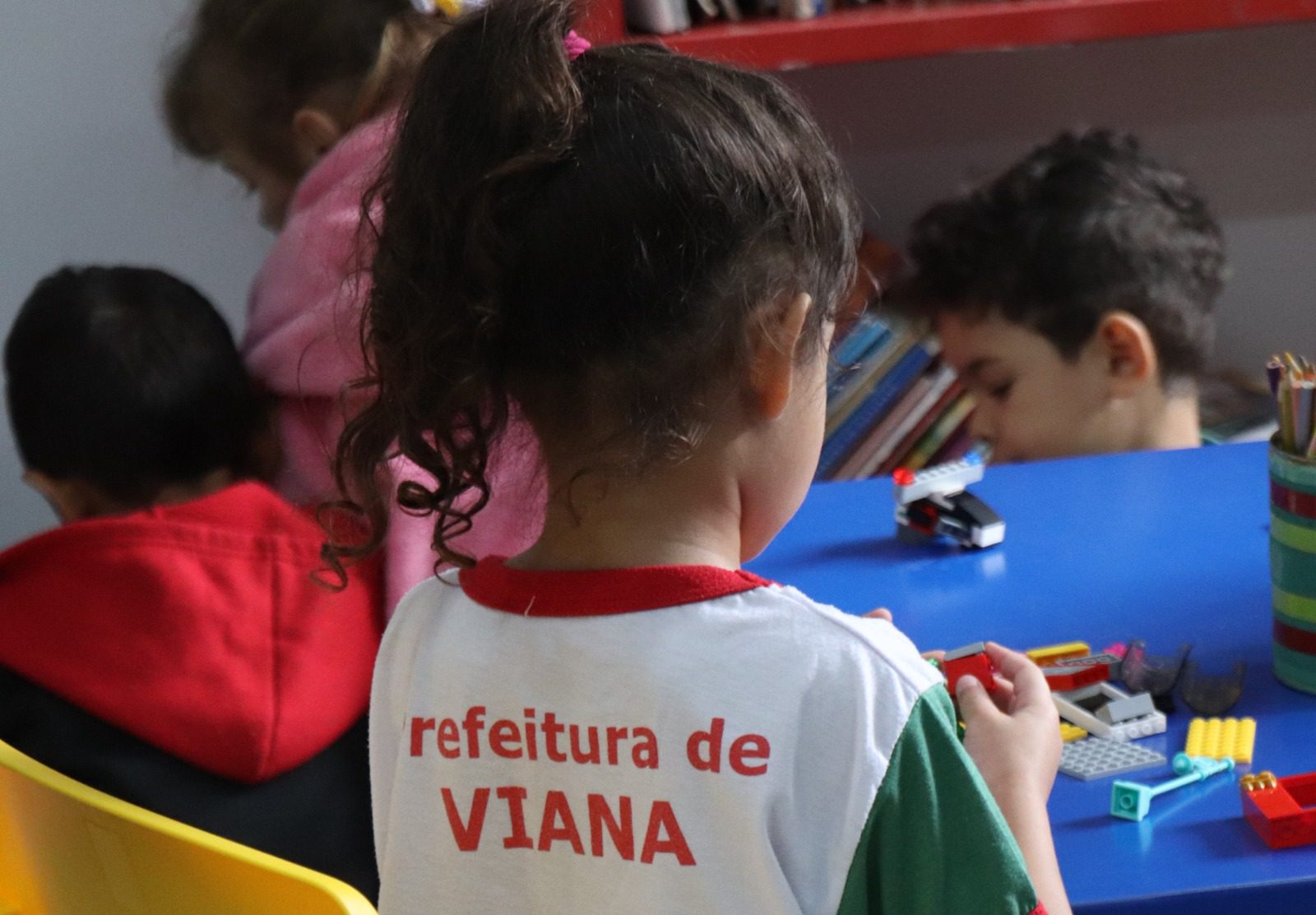 Prefeitura de Viana convoca assistentes de educação básica classificados na 19ª chamada