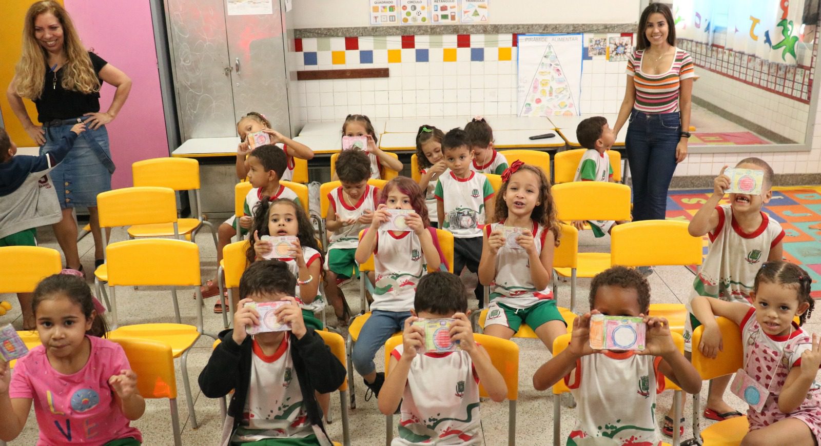 CMEI de Viana realiza Semana de Ciência e Tecnologia para crianças