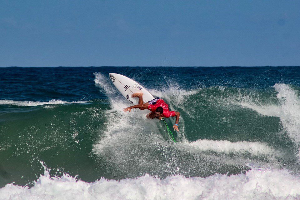 Atleta capixaba garante lugar no pódio do Circuito Banco do Brasil de Surfe