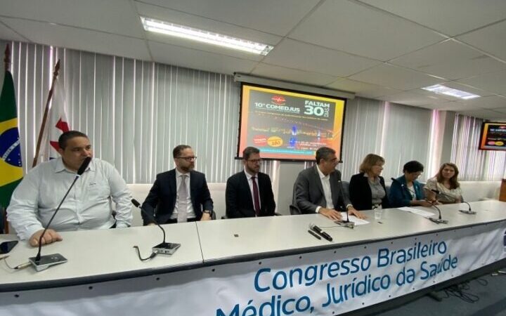 Décima edição do Congresso Brasileiro Médico Jurídico da Saúde é apresentada na sede da OAB-ES