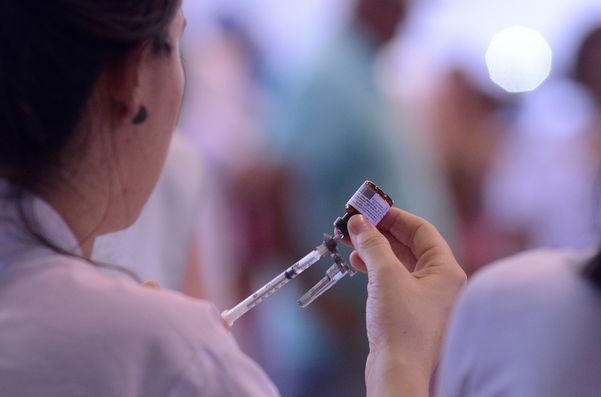 Vacinação sem agendamento disponível em oito locais na Serra neste final de semana