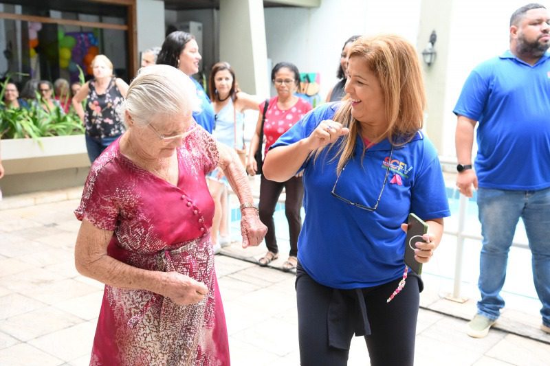 Evento Social em Vitória destaca a energia e vitalidade dos idosos