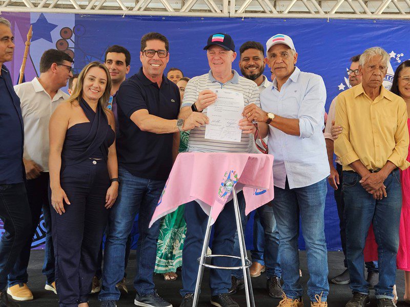 Governo do Estado inaugura obras e autoriza novos investimentos em Muniz Freire