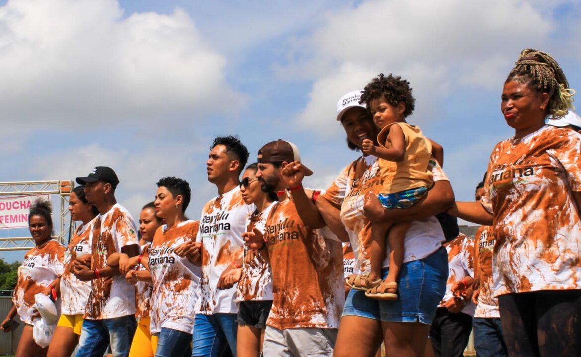 Atingidos de Mariana protestam em Brasília em busca de reparação e justiça