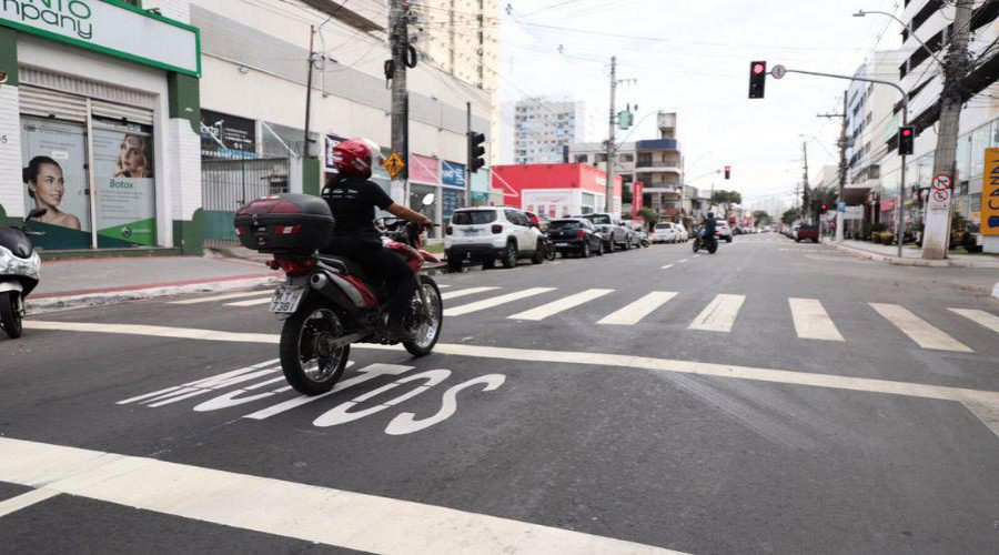 Vila Velha testa sinalização de trânsito especial para motos