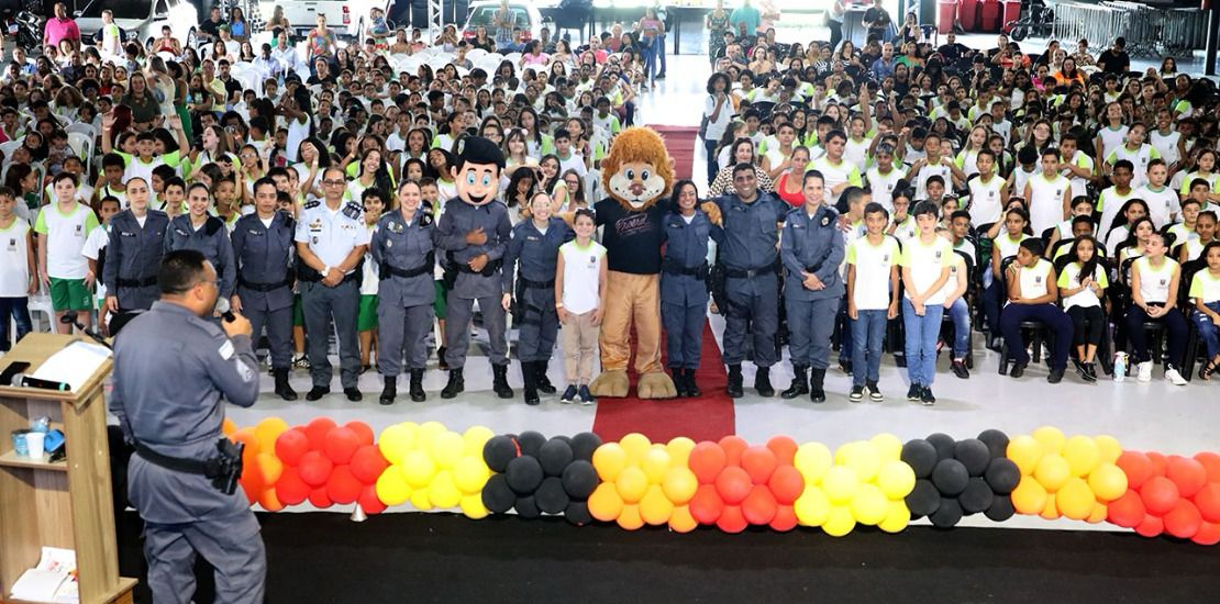 Prefeitura de Cariacica e Polícia Militar formam mais de 500 estudantes em Programa Educacional de Resistência às Drogas