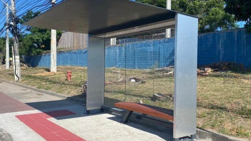 Secretaria de Obras da Serra promove programa de recuperação e nova instalação de abrigos de ônibus