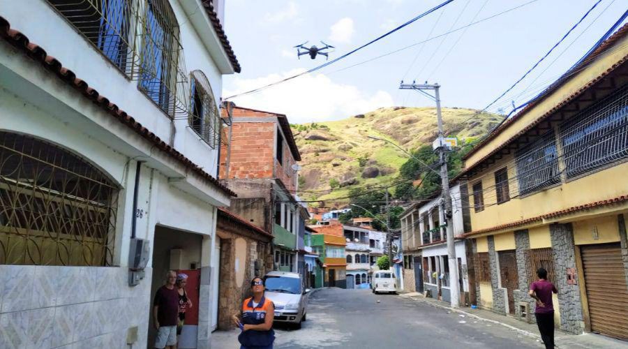 Defesa Civil de Vila Velha utiliza drone para inspeção no bairro Sagrada Família