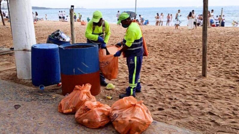 Prefeitura de Vila Velha promove megaoperação de limpeza para o réveillon