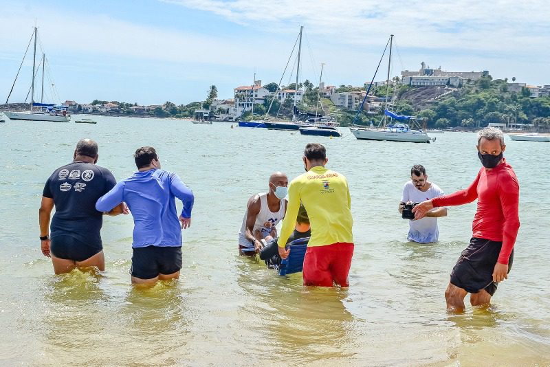 Abrigo para pessoas em situação de rua promove dia de lazer para seus residentes