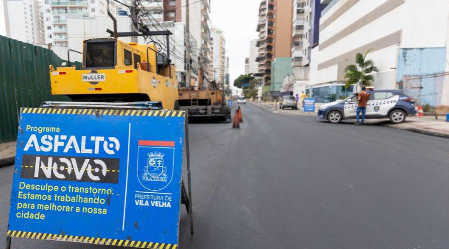 Ruas da Praia da Costa recebem recapeamento pelo Programa Asfalto Novo