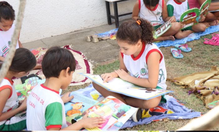 Piquenique Literário promove o amor pela leitura entre os alunos do Ensino Fundamental