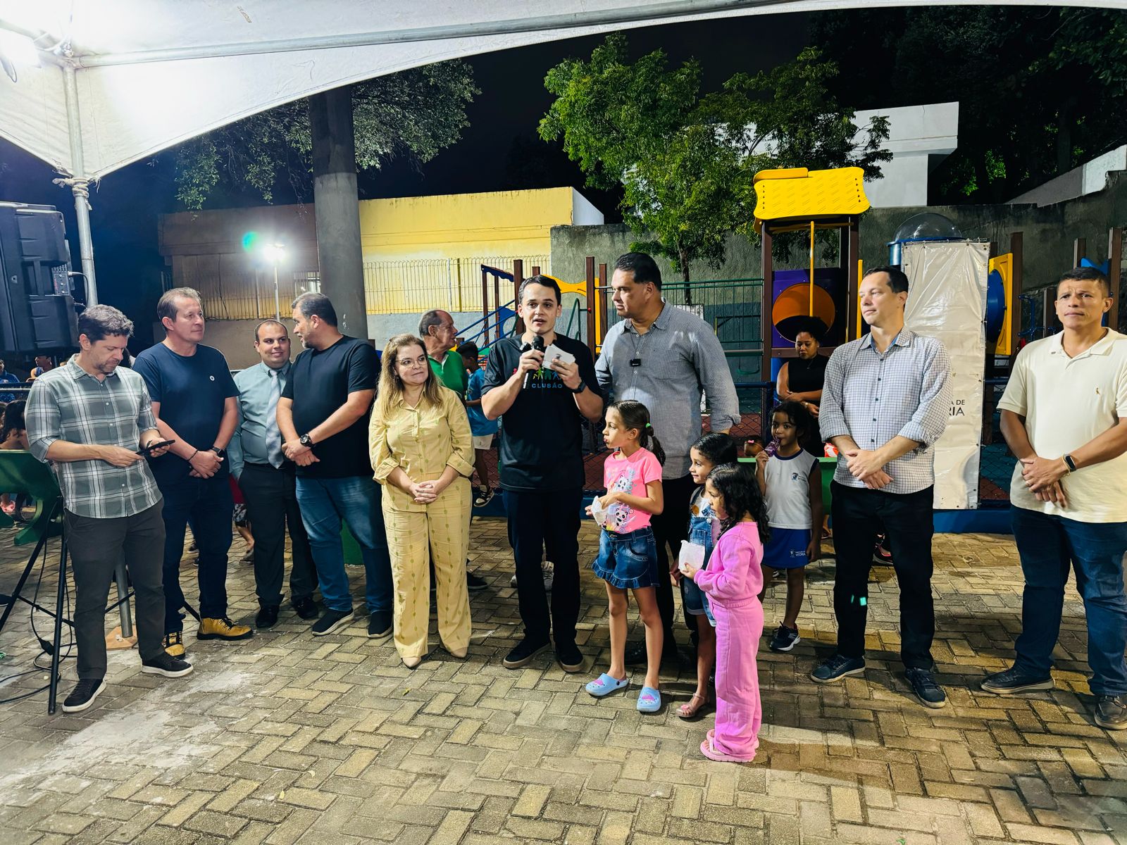 Nova academia para idosos e Parque Kids são inaugurados no Bairro de Lourdes