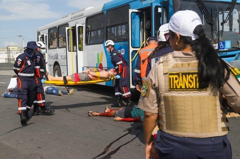 Forças de segurança, DOT e hospitais se unem em simulado de resgate de acidente