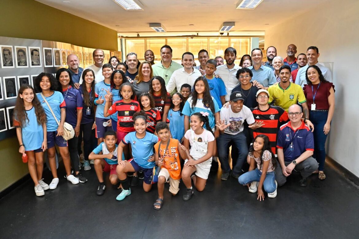 Pazolini inaugura novo Espaço Esportivo no UniSales com 450 vagas gratuitas para crianças e Jovens