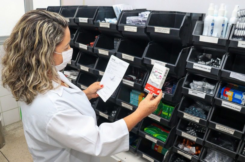 Serra entrega 1 milhão de medicamentos e amplia variedade em 19 itens nas farmácias