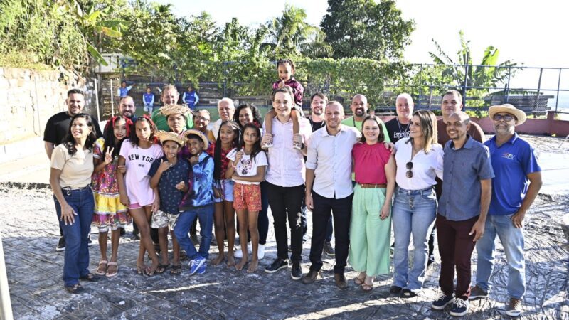 Pazolini atende comunidade do bairro Conquista com avanço rápido nas obras do Parque Kids