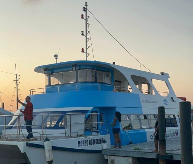 Veja os detalhes da nova lancha do transporte aquaviário