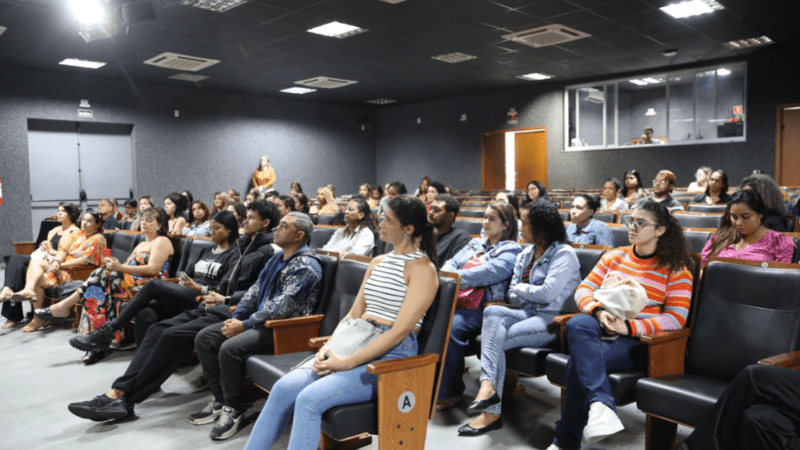 Aula inaugural dá Início aos cursos de beleza e estética