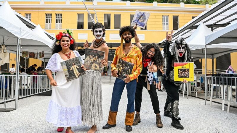 Giro do Vinil traz nostalgia e boa música a Jardim Camburi neste sábado (23)