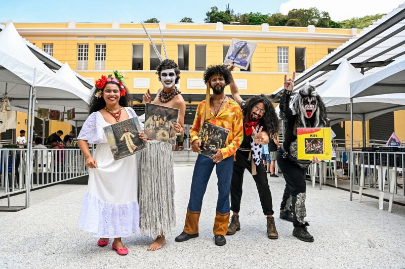 Giro do Vinil traz nostalgia e boa música a Jardim Camburi neste sábado (23)