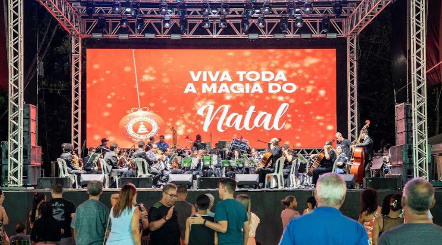 Apresentações culturais seguem encantando na Vila Natalina nesta quinta-feira