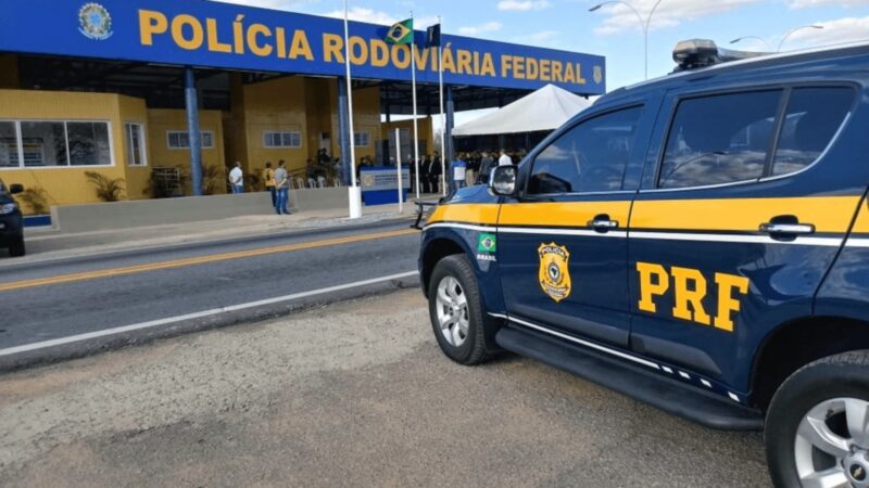 Carreta com drogas, armas e estimulantes é interceptada pela PRF em Aracruz